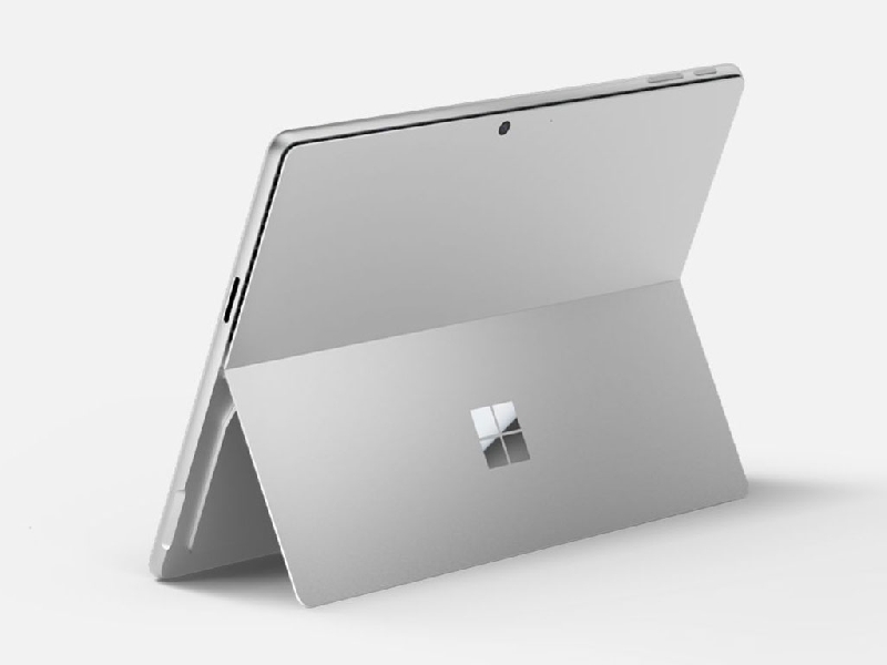 Surface Pro (第11世代) (CPU: Snapdragon X Elite/メモリ:32GB/ストレージ:1TB/Windows 11 Pro/プラチナ)※ 数量限定でのご提供となり、予約優先次第でキャンペーンは終了します。