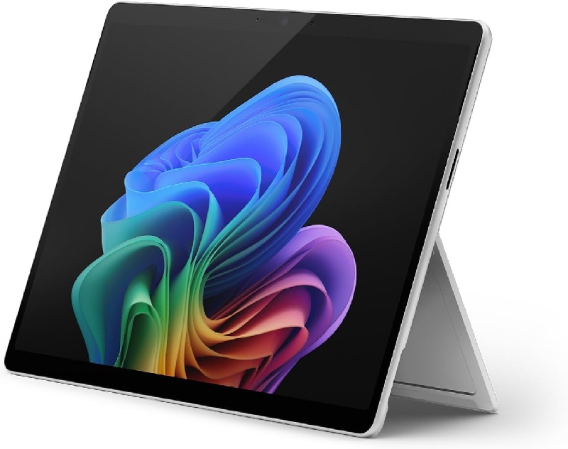 Surface Pro with 5G (第11世代)(CPU: Snapdragon X Plus/メモリ:16GB/ストレージ:256GB/Windows 11 Pro/プラチナ)※ 数量限定でのご提供となり、予約優先次第でキャンペーンは終了します。